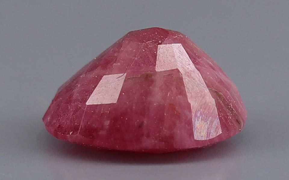 Ruby (Manik) Gemstone - 5.78 Carats