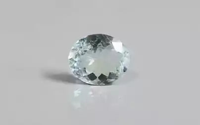 Aquamarine - 4.39 Carats
