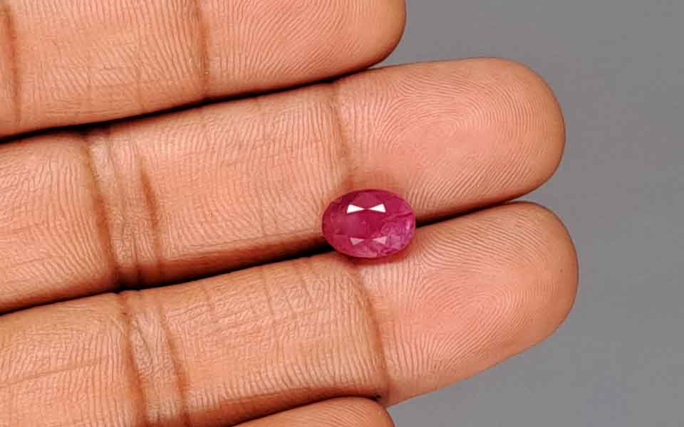 Ruby (Manik) Gemstone - 3.39 Carats