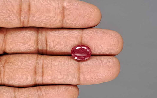 Ruby (Manik) Gemstone - 4.5 Carats