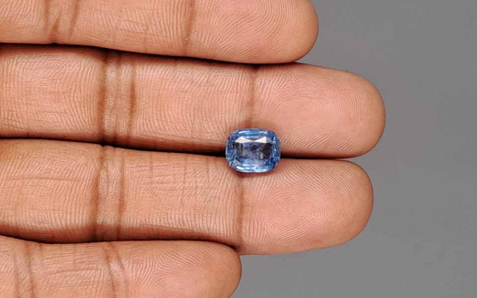 Blue Sapphire (Neelam) Gemstone - 4.03 Carats