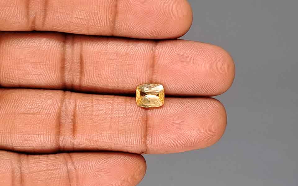 Yellow Sapphire (Pukhraj) Gemstone - 2.09 Carats