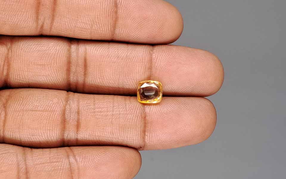 Yellow Sapphire (Pukhraj) Gemstone - 2.12 Carats