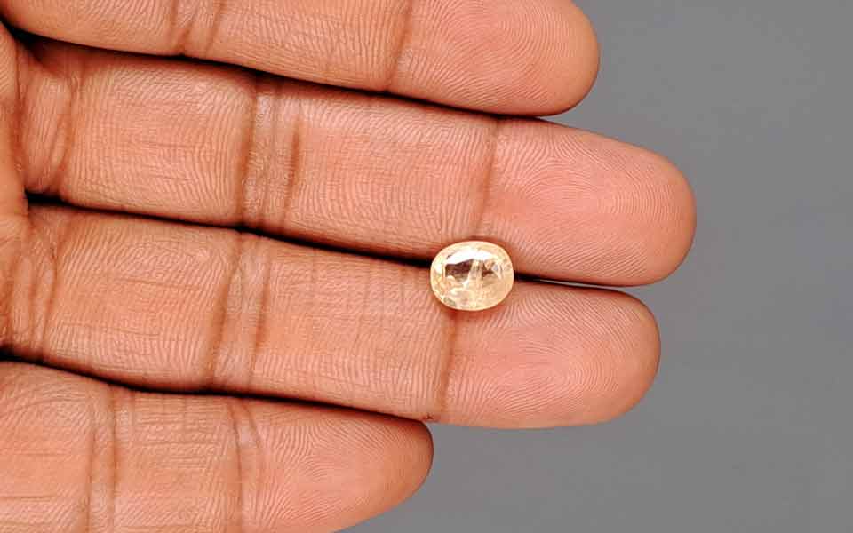 Yellow Sapphire (Pukhraj) Gemstone - 2.87 Carats