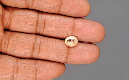 Yellow Sapphire (Pukhraj) Gemstone - 2.87 Carats