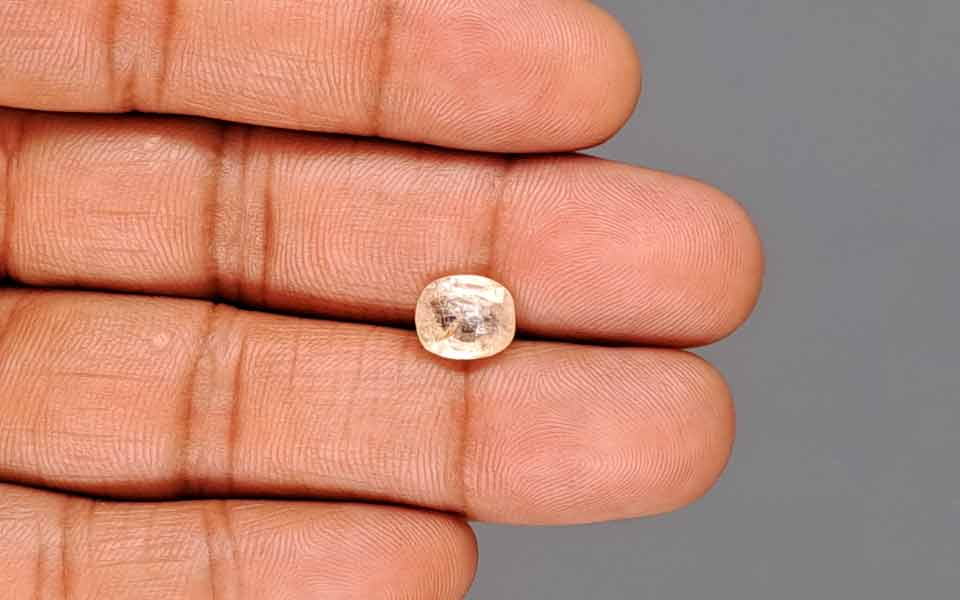 Yellow Sapphire (Pukhraj) Gemstone - 3.05 Carats