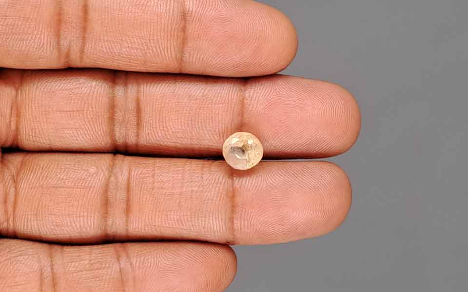 Yellow Sapphire (Pukhraj) Gemstone - 3.4 Carats