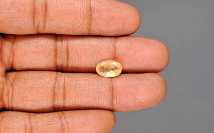 Yellow Sapphire (Pukhraj) Gemstone - 3.51 Carats