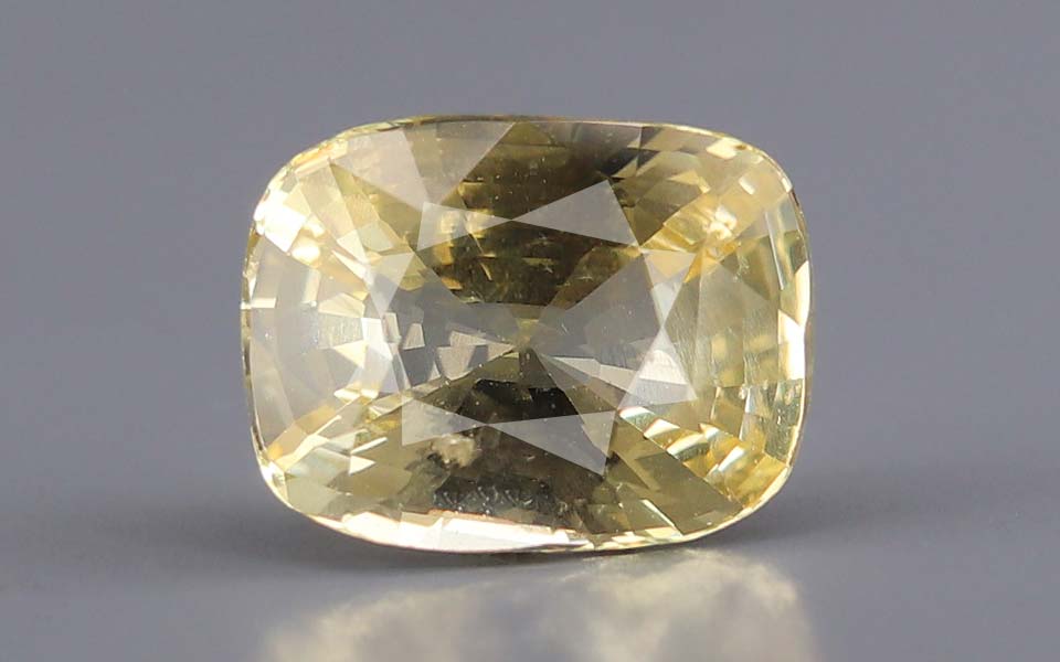 Yellow Sapphire (Pukhraj) Gemstone - 3.64 Carats