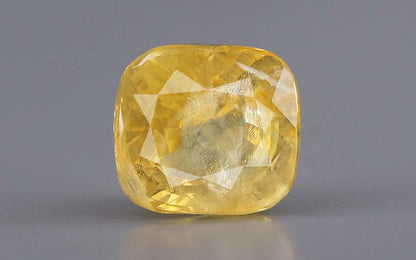 Yellow Sapphire (Pukhraj) Gemstone - 3.98 Carats