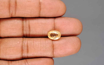 Yellow Sapphire (Pukhraj) Gemstone - 4.06 Carats