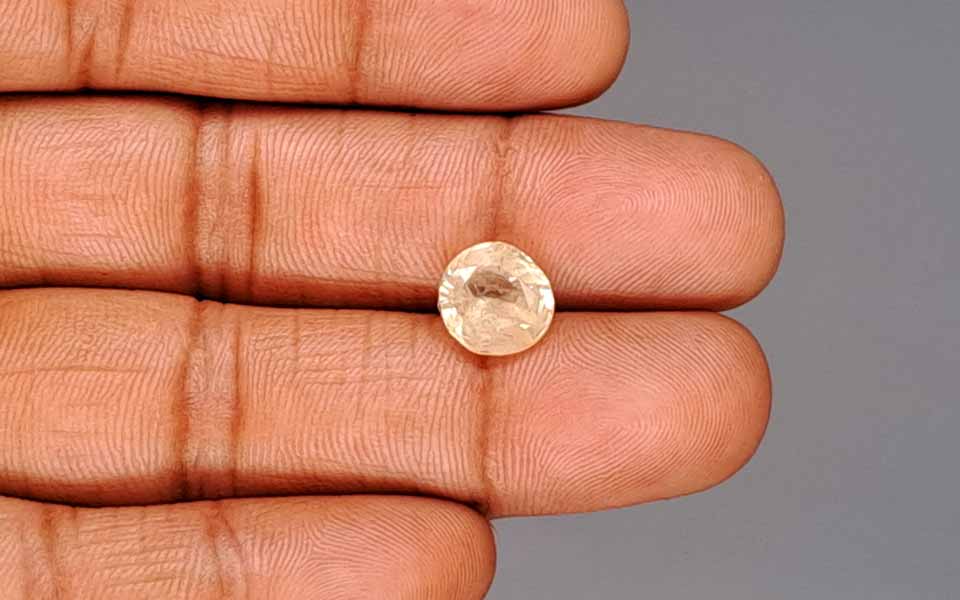 Yellow Sapphire (Pukhraj) Gemstone - 4.57 Carats