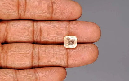 Yellow Sapphire - 4.97 Carats