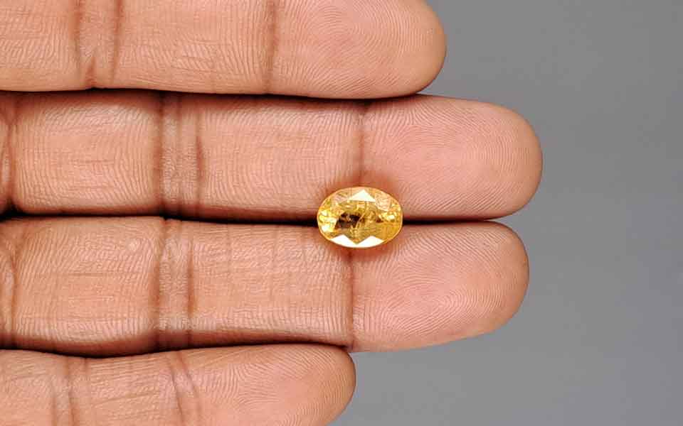 Yellow Sapphire (Pukhraj) Gemstone - 5.04 Carats