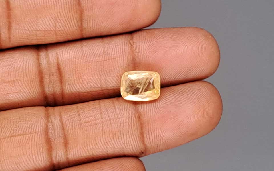 Yellow Sapphire (Pukhraj) Gemstone - 5.17 Carats