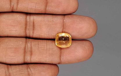 Yellow Sapphire (Pukhraj) Gemstone - 5.26 Carats