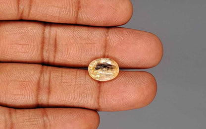 Yellow Sapphire (Pukhraj) Gemstone - 5.61 Carats