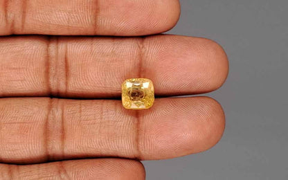 Yellow Sapphire (Pukhraj) Gemstone - 5.76 Carats