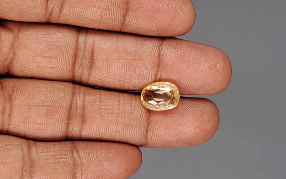 Yellow Sapphire (Pukhraj) Gemstone - 6.16 Carats