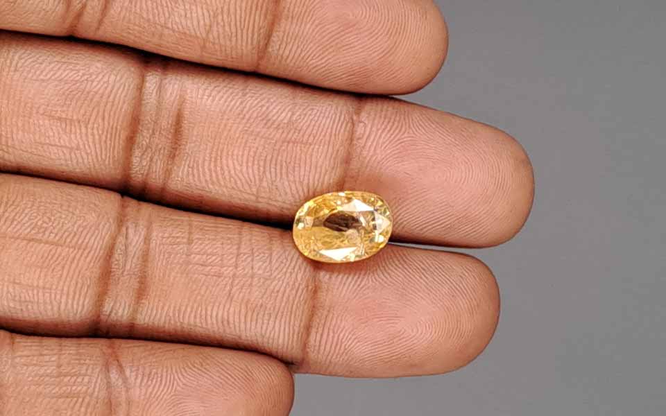 Yellow Sapphire (Pukhraj) Gemstone - 6.2 Carats