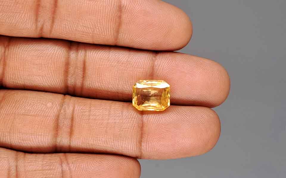 Yellow Sapphire (Pukhraj) Gemstone - 6.3 Carats