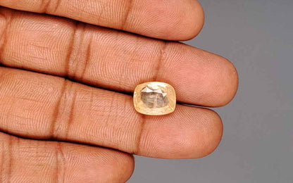 Yellow Sapphire (Pukhraj) Gemstone - 6.9 Carats