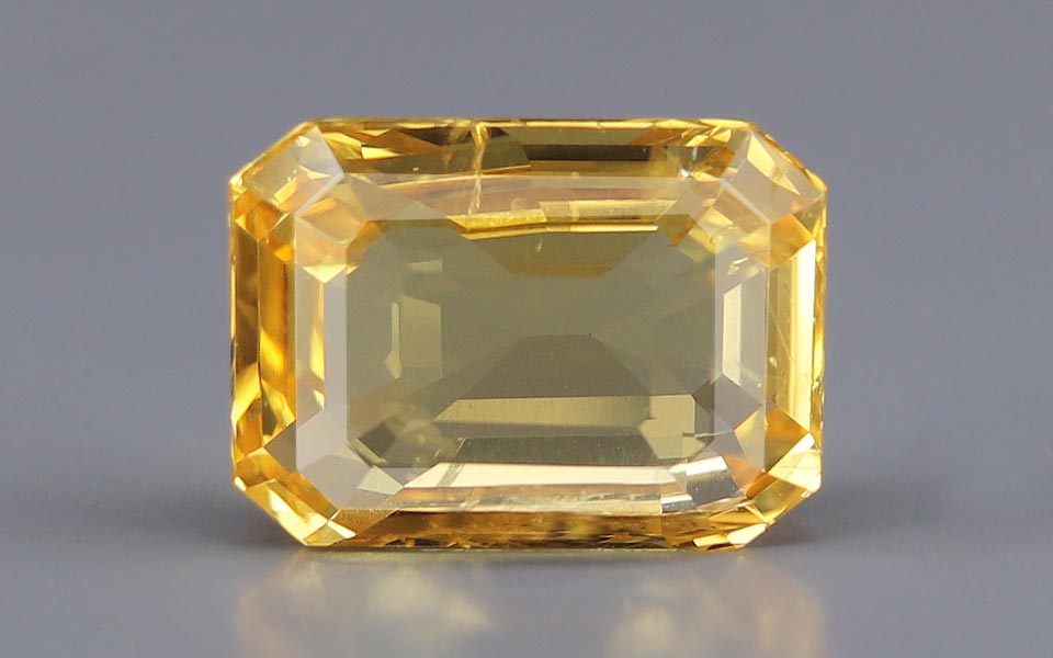 Yellow Sapphire (Pukhraj) Gemstone - 7.98 Carats
