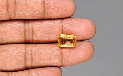 Yellow Sapphire (Pukhraj) Gemstone - 7.98 Carats