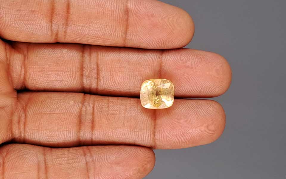 Yellow Sapphire (Pukhraj) Gemstone - 8.2 Carats
