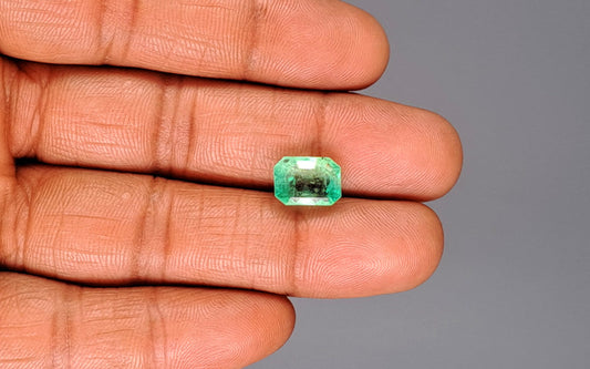 Emerald (Panna) Gemstone - 3.73 Carats