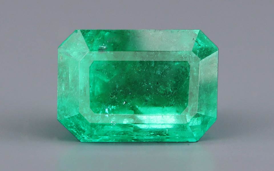 Emerald (Panna) Gemstone - 7.13 Carats