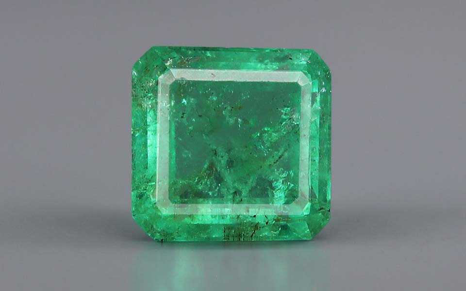 Emerald (Panna) Gemstone - 8.67 Carats