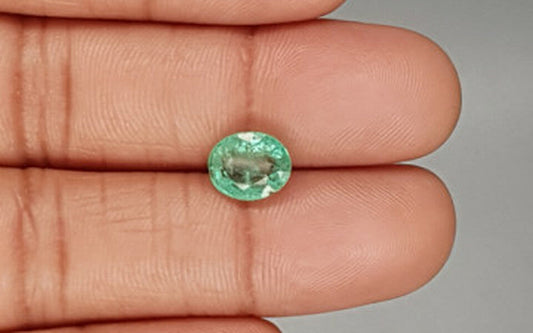 Emerald (Panna) Gemstone - 2.60 Carats