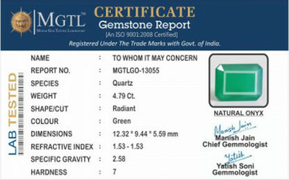 Green Onyx - 4.79 Carats