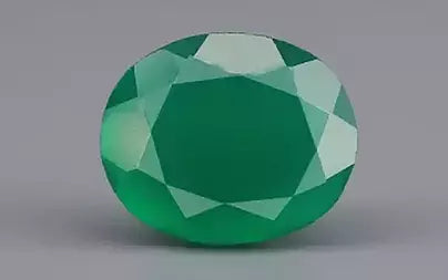 Green Onyx - 3.71 Carats