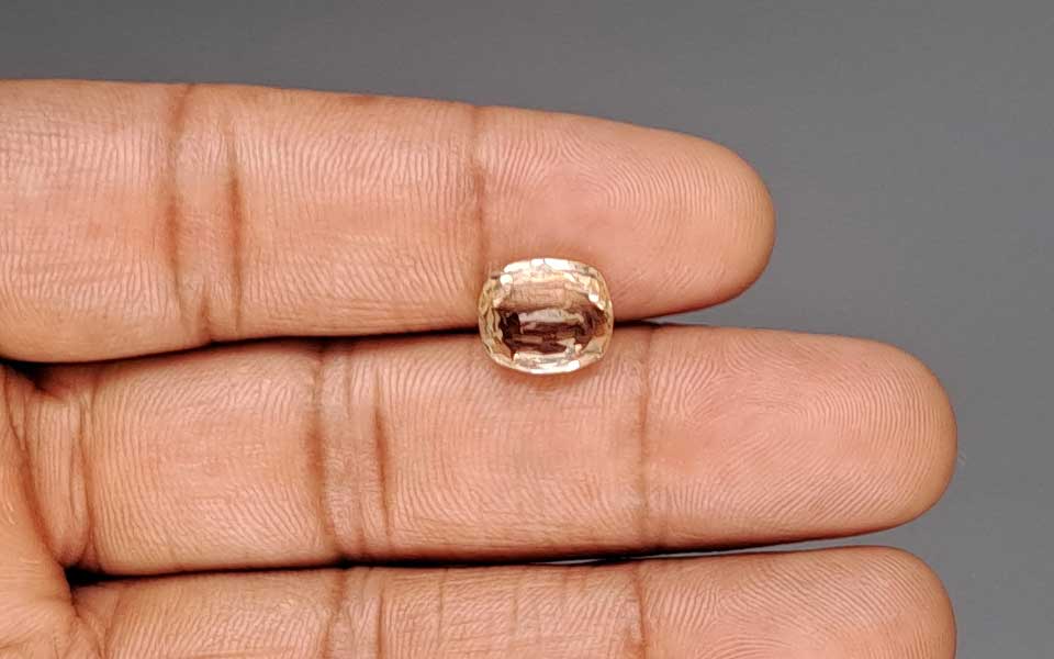 Yellow Sapphire (Pukhraj) - 5.02 Carats