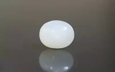 White Moonstone - 5.38 Carats