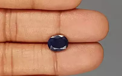 Blue Sapphire (Neelam) - 2.85 Carats