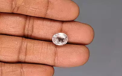 White Zircon - 7.91 Carats (Jarkan - 8.62 Ratti)