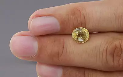 Yellow Sapphire (Pukhraj) - 3.17 Carats