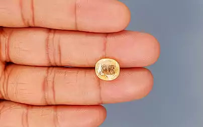 Yellow Sapphire - 6.35 Carats (Pukhraj - 6.92 Ratti)