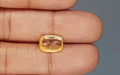 Yellow Sapphire (Pukhraj) - 3.60 Carats