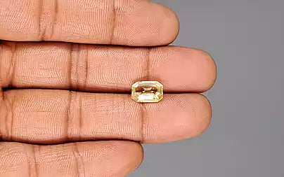Yellow Sapphire (Pukhraj) - 3.30 Carats