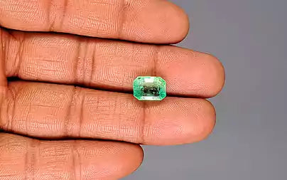 Emerald - 3.73 Carats (Panna - 4.07 Ratti)