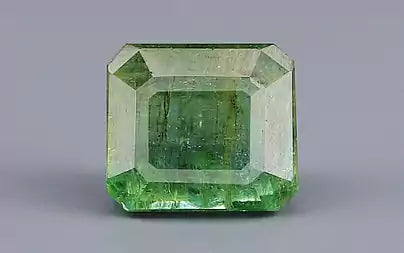 Emerald (Panna) - 3.74 Carats