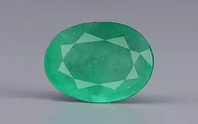 Emerald - 2.27 Carats (Panna - 2.47 Ratti)