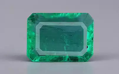 Emerald (Panna) - 3.95 Carats