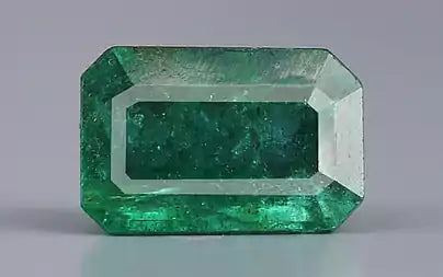Emerald (Panna) - 3.29 Carats