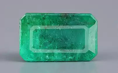 Emerald (Panna) - 2.68 Carats