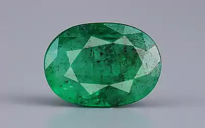 Emerald (Panna) - 2.43 Carats